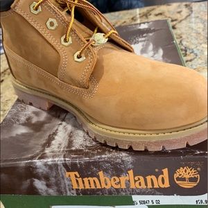 Timberland woman’s boots Brand New